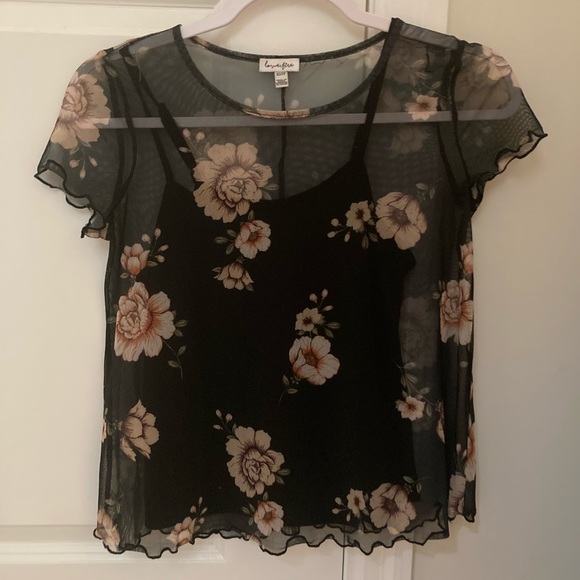 Floral tshirt with built-in camisole - Picture 2 of 2
